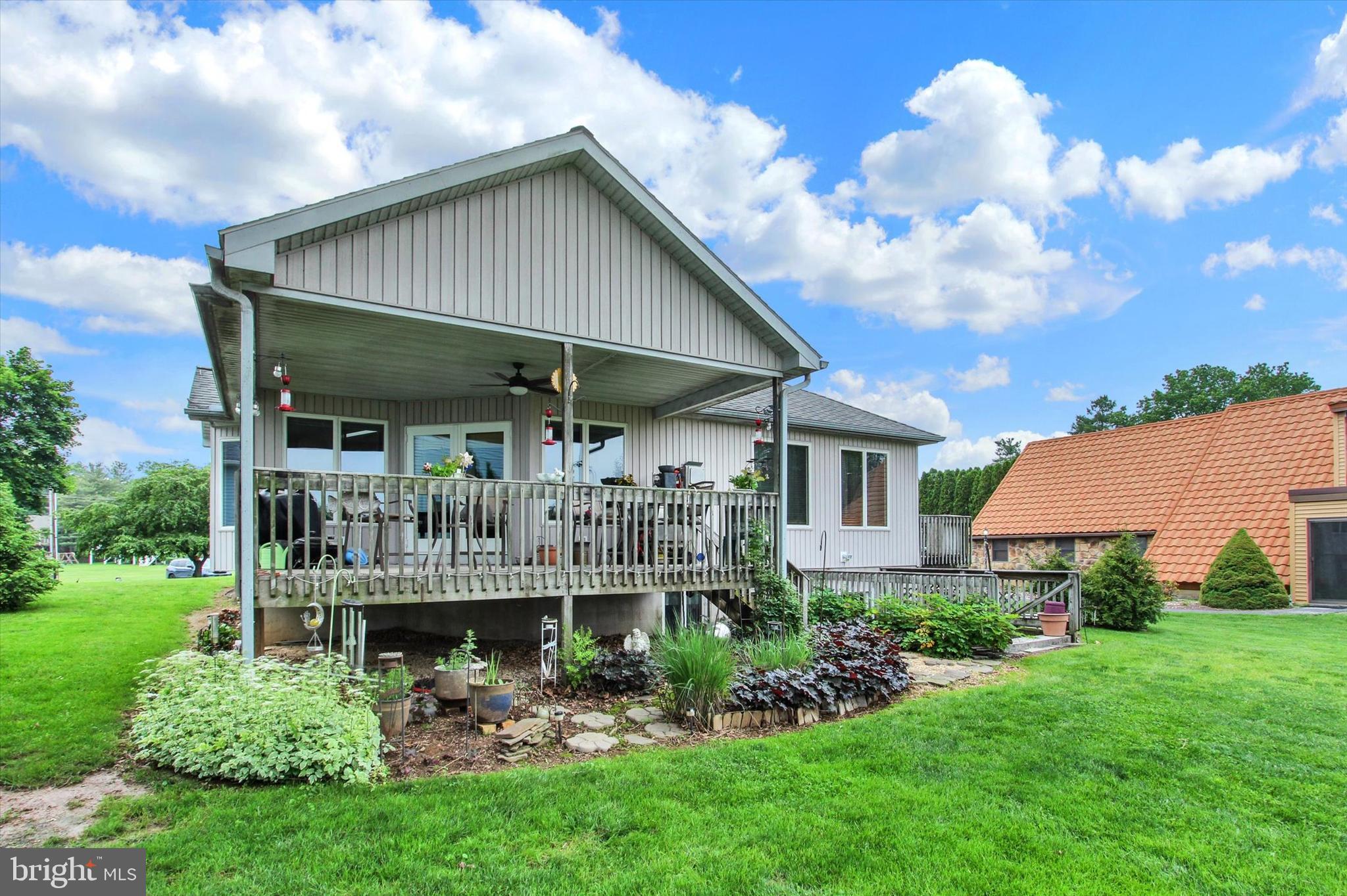 LAKE MEADE - Residential
