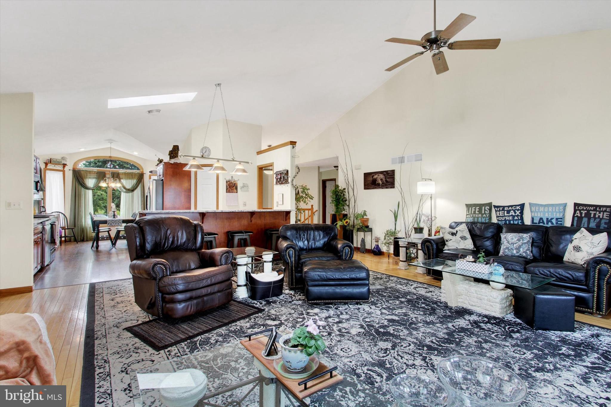 LAKE MEADE - Residential