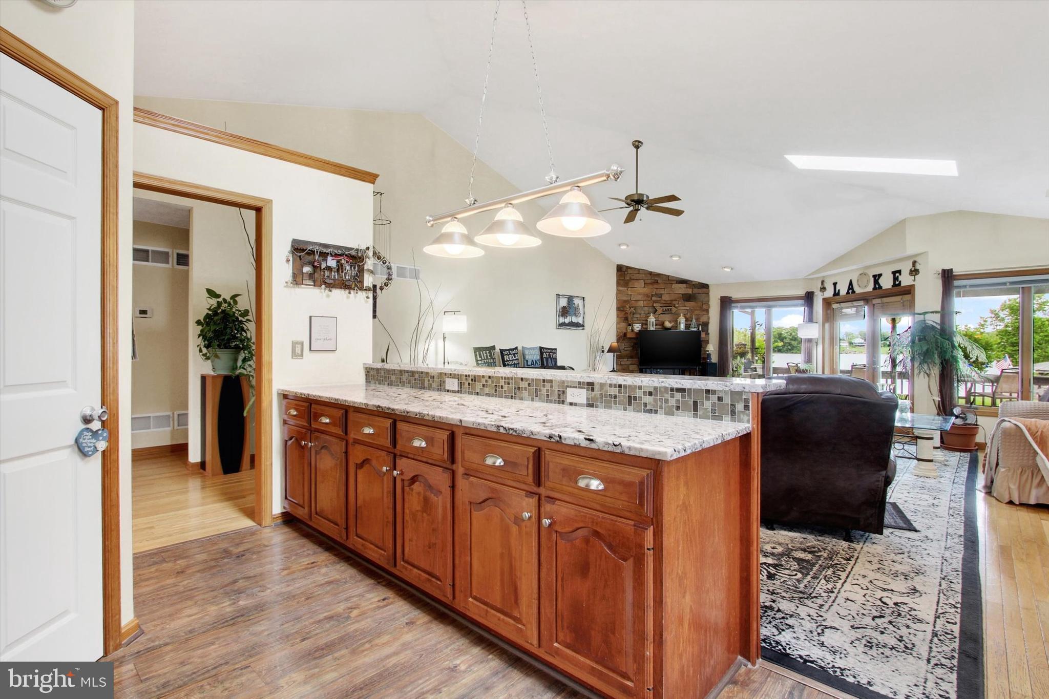 LAKE MEADE - Residential