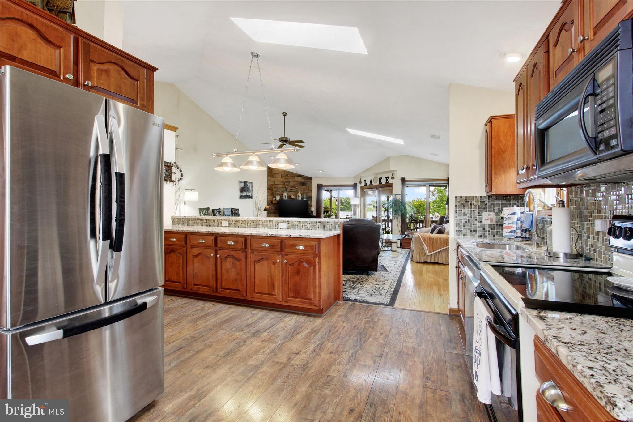 LAKE MEADE - Residential