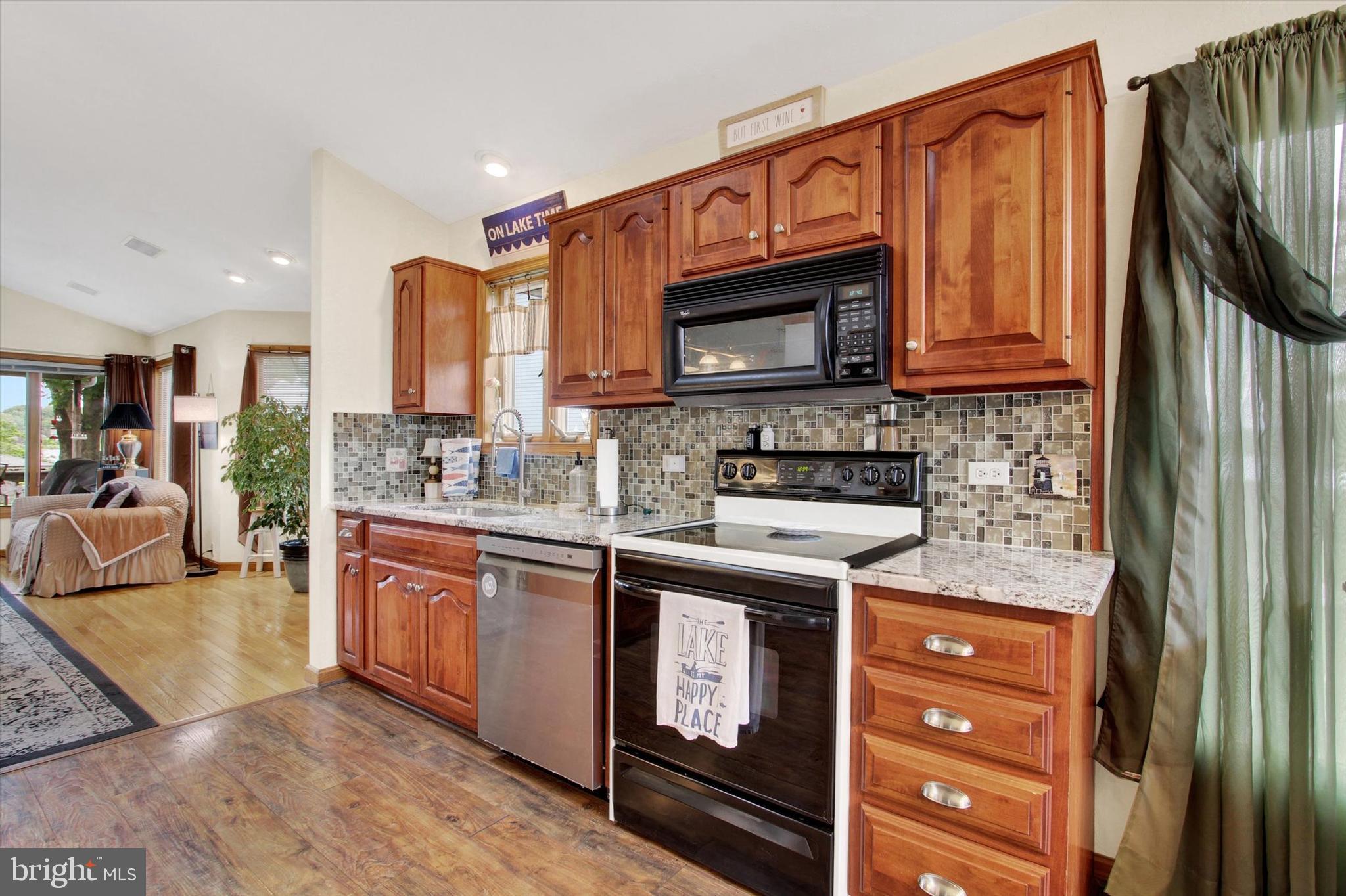 LAKE MEADE - Residential