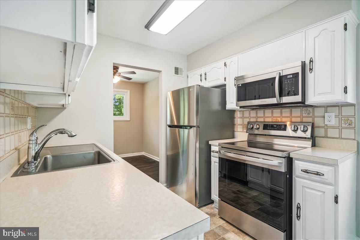 BOXWOOD VILLAGE - Residential