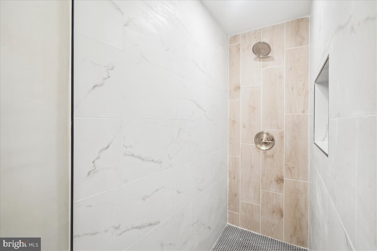 BOXWOOD VILLAGE - Residential