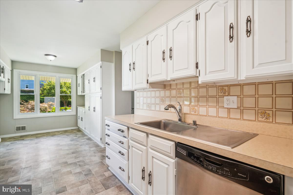 BOXWOOD VILLAGE - Residential