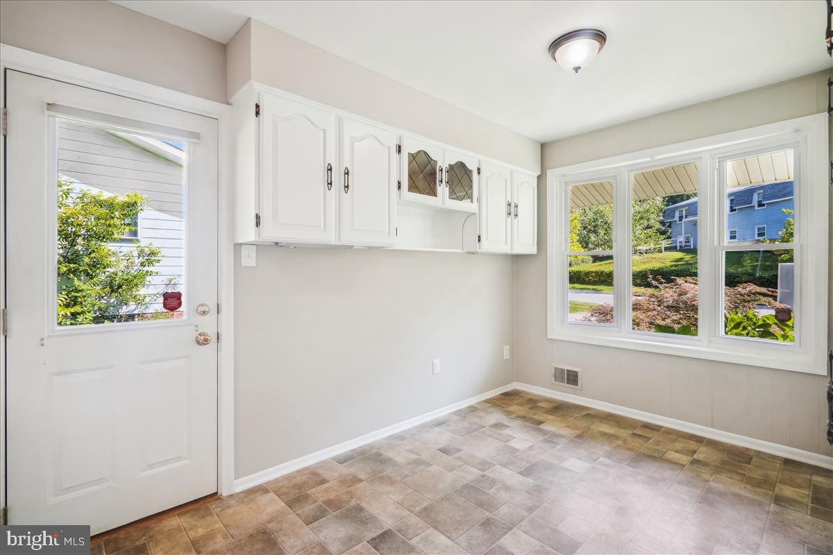 BOXWOOD VILLAGE - Residential