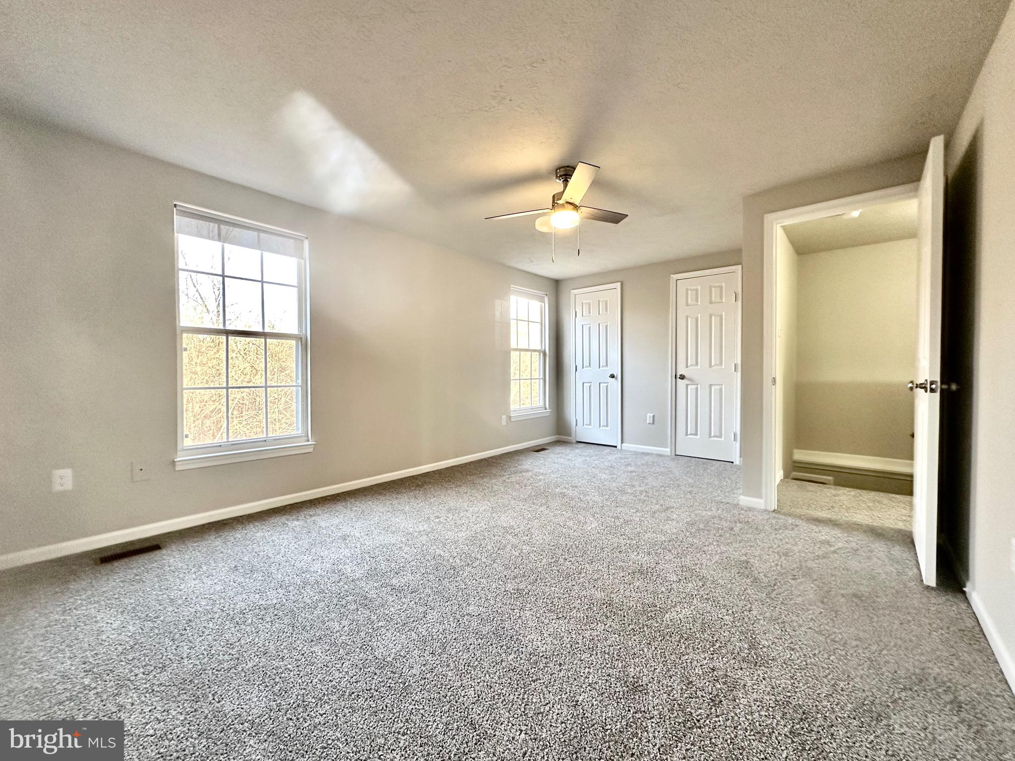 CONSTANT FRIENDSHIP - Residential Lease