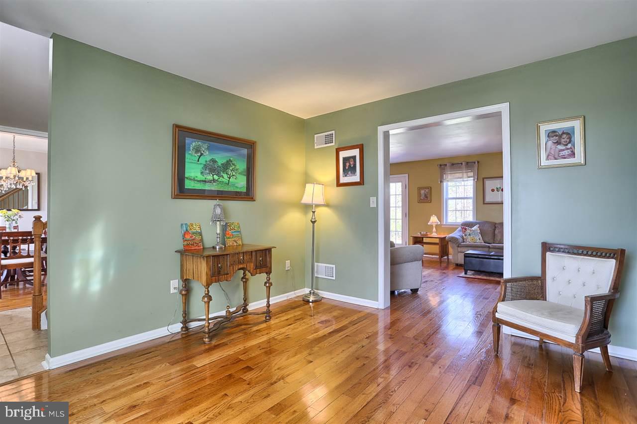 LOGAN GREENS - Residential