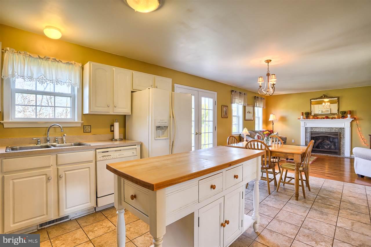 LOGAN GREENS - Residential