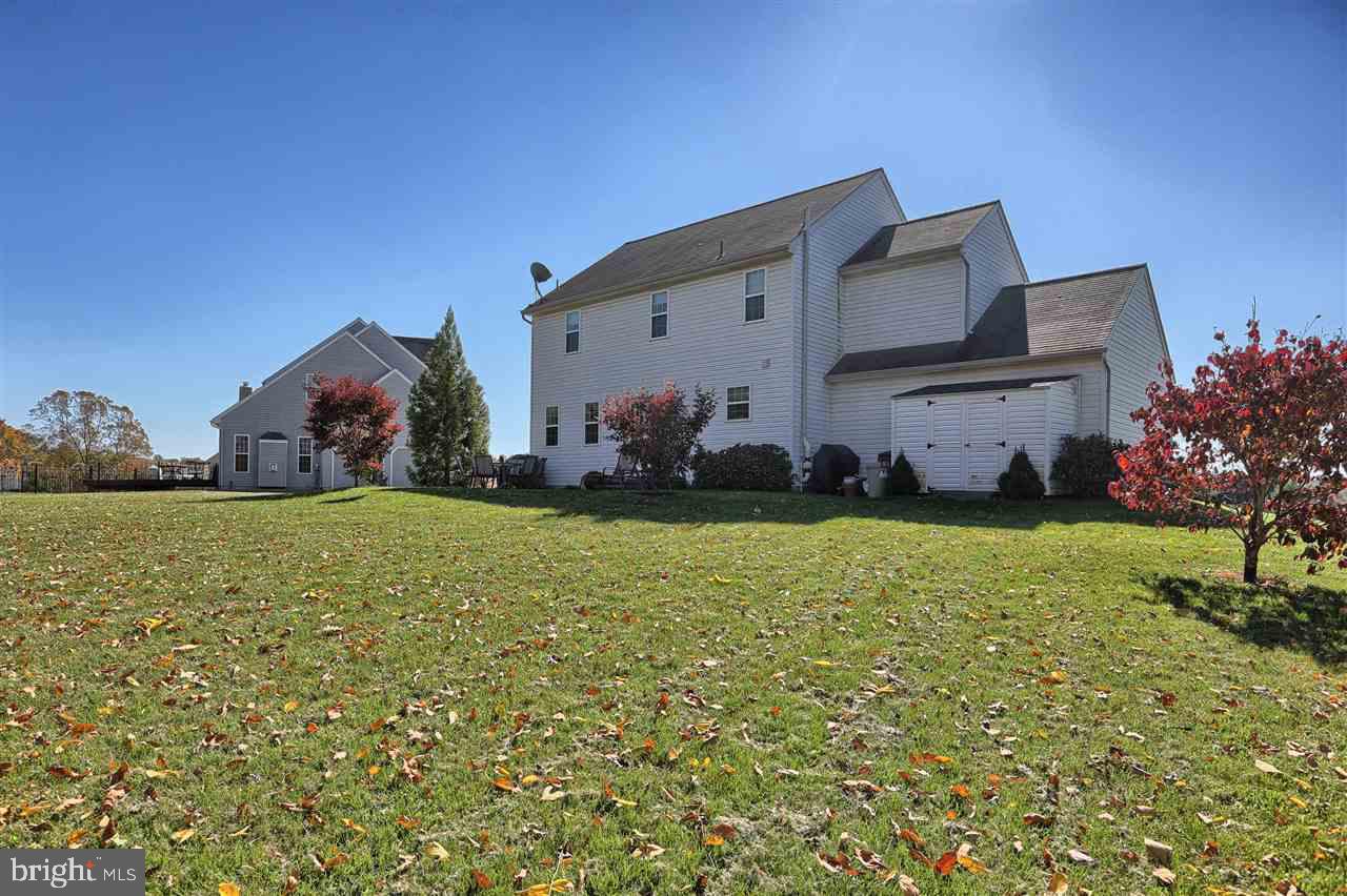 LOGAN GREENS - Residential