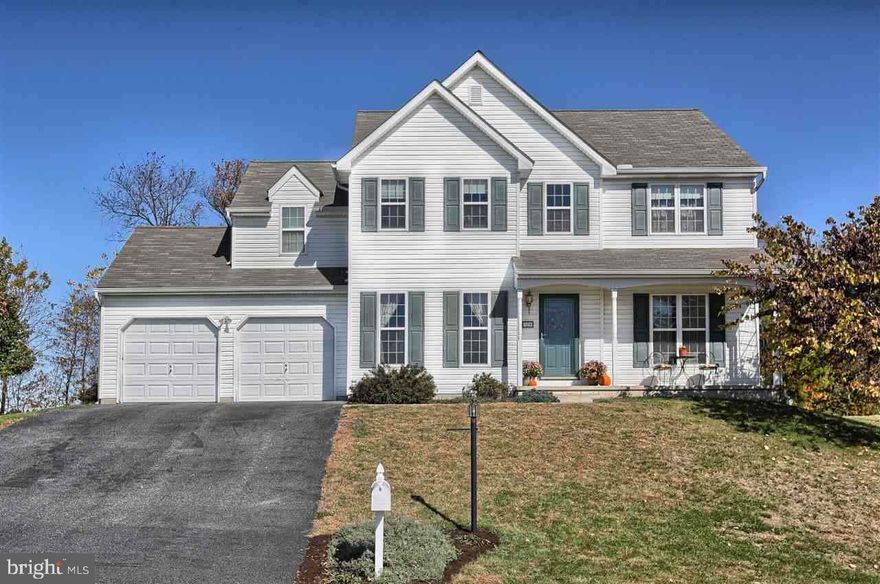 Beautiful 4BR 2.5 BA Colonial by Keystone Custom Homes in D-town Schools. Eat In KIT w/ceramic tile, Wood flrs in DR, LR & FR. Gas FP. French doors lead to private backyard retreat! Perfect for kids and/or entertaining! Brick paver patio and outdoor shed. MB Suite w/soaking tub, separate shower & WIC.  Neighborhood walking trail. Location perfect-minutes to I83.  Ideal for the commuter. Great neighborhood, walking distance to Intermediate School