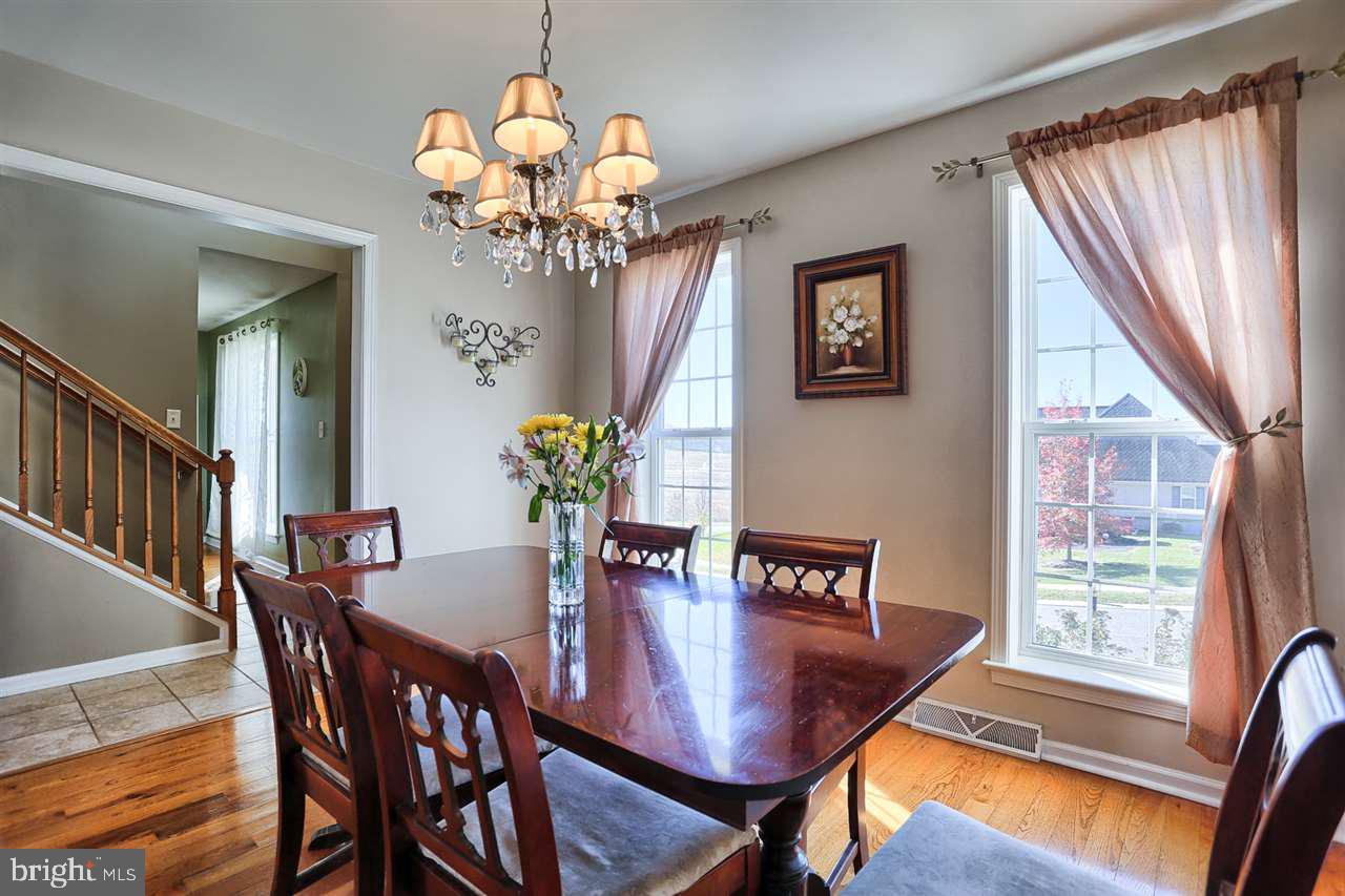 LOGAN GREENS - Residential