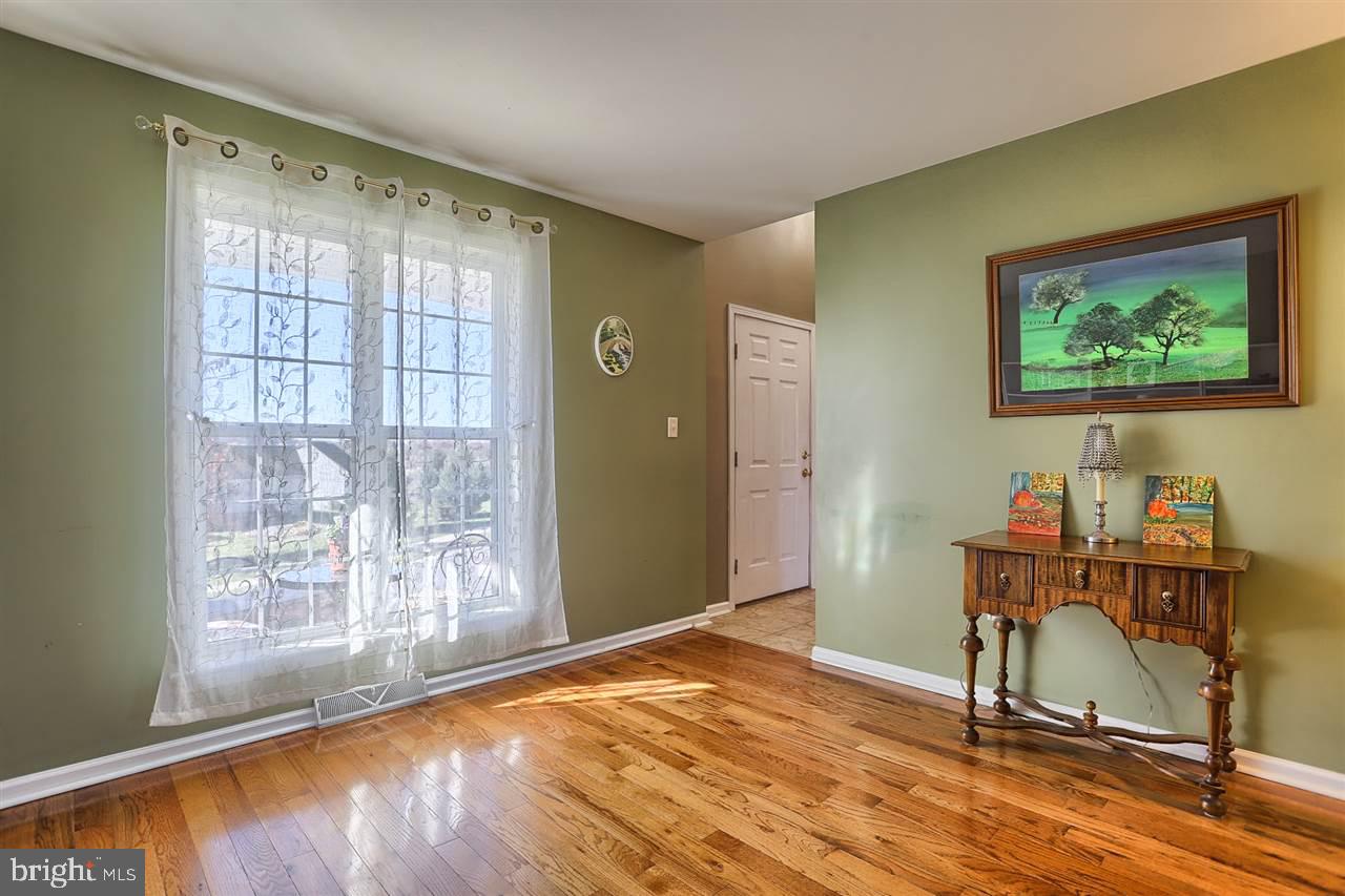 LOGAN GREENS - Residential