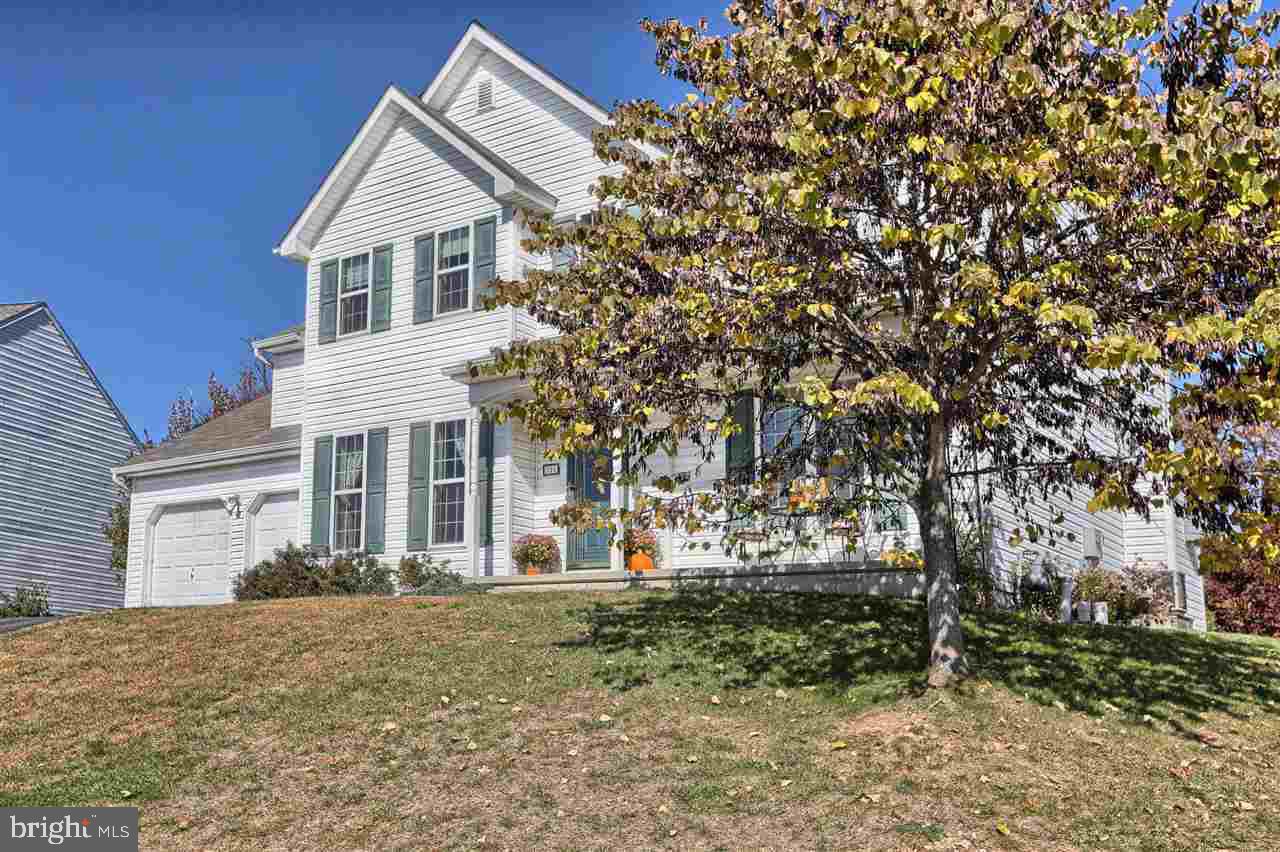 LOGAN GREENS - Residential