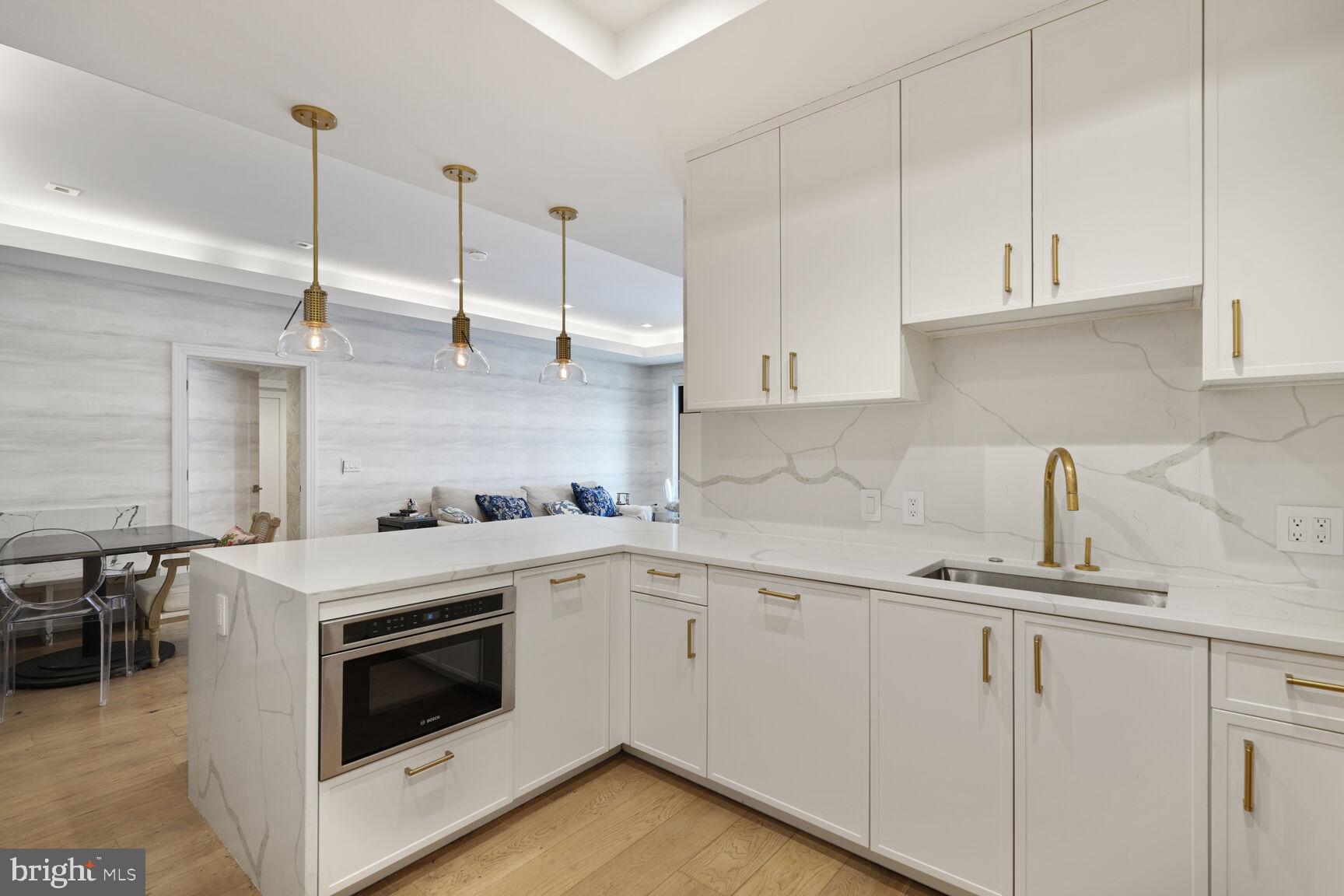 CHEVY CHASE - Residential