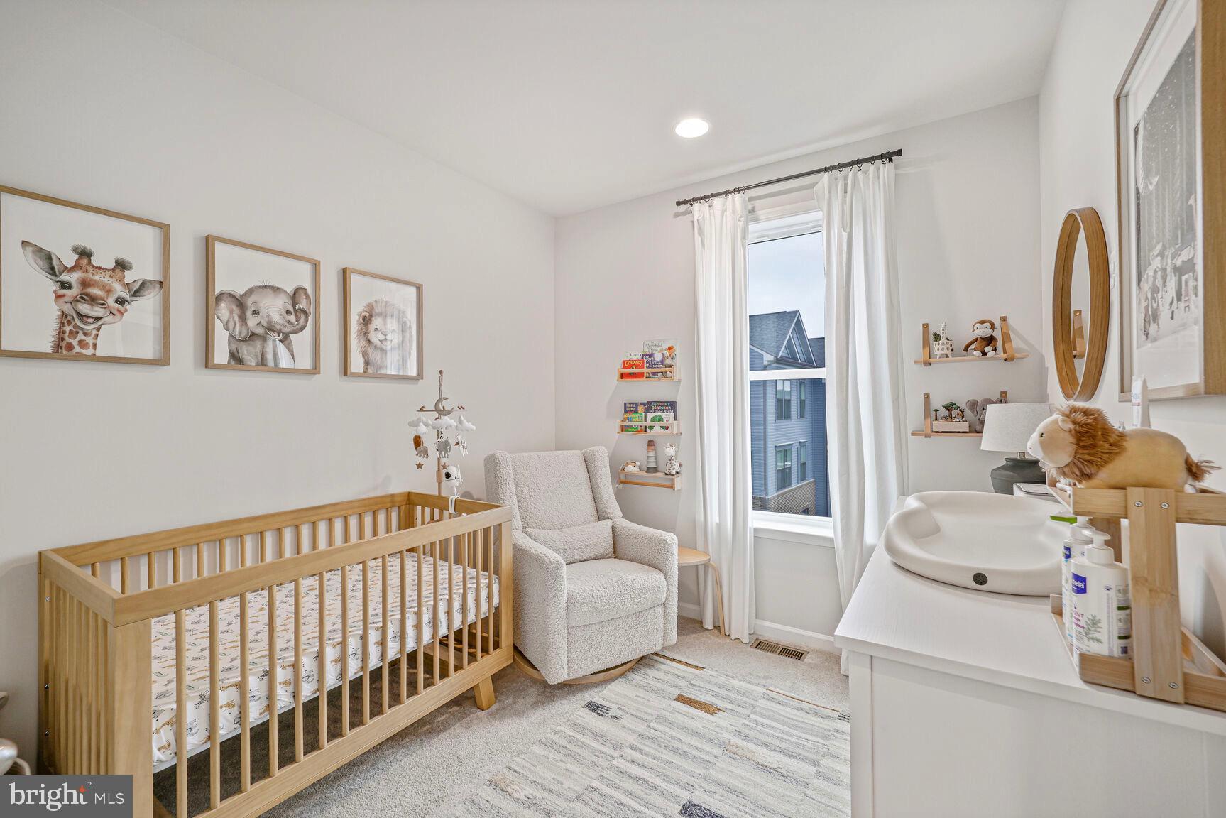 VISTA GARDENS - Residential