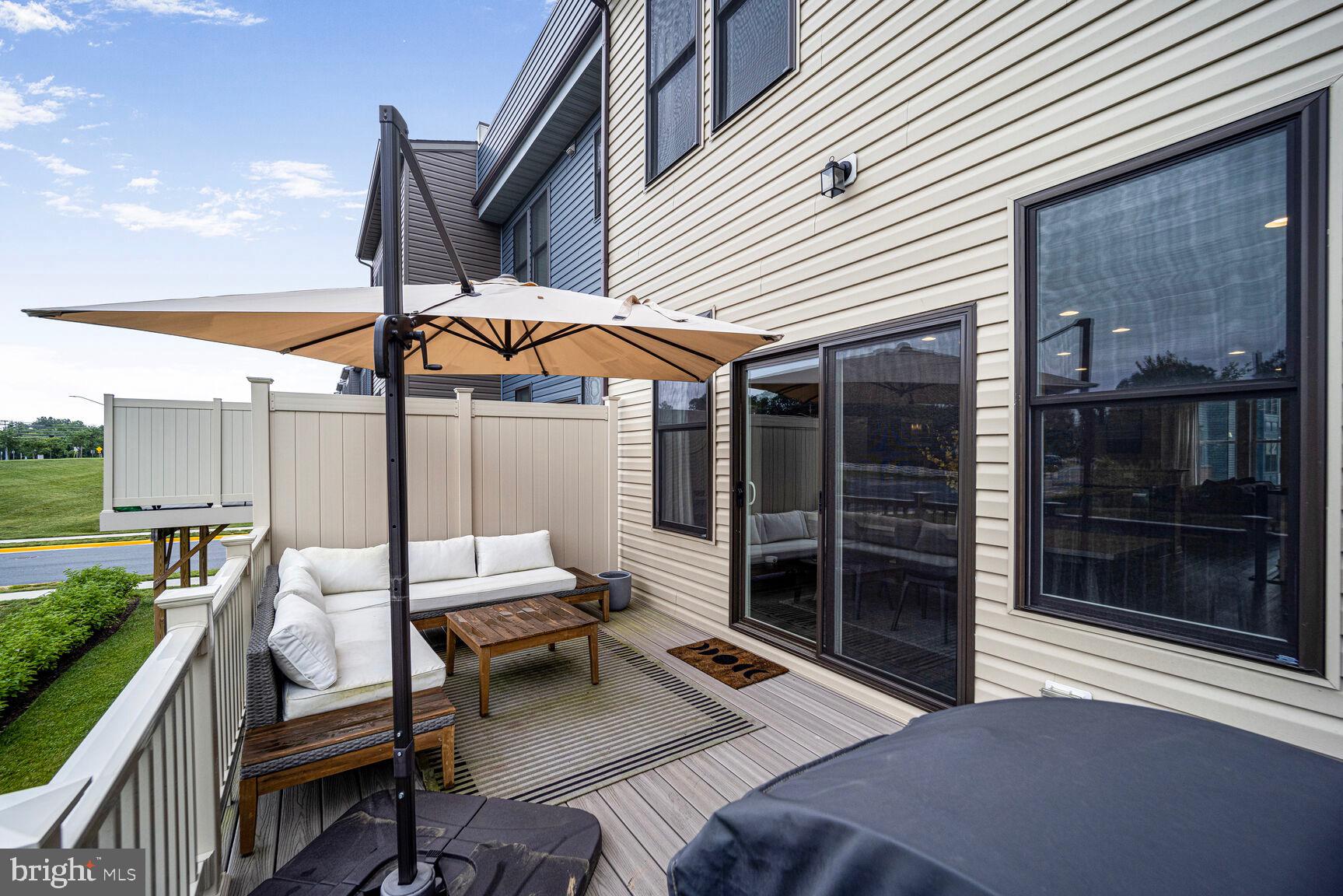 VISTA GARDENS - Residential