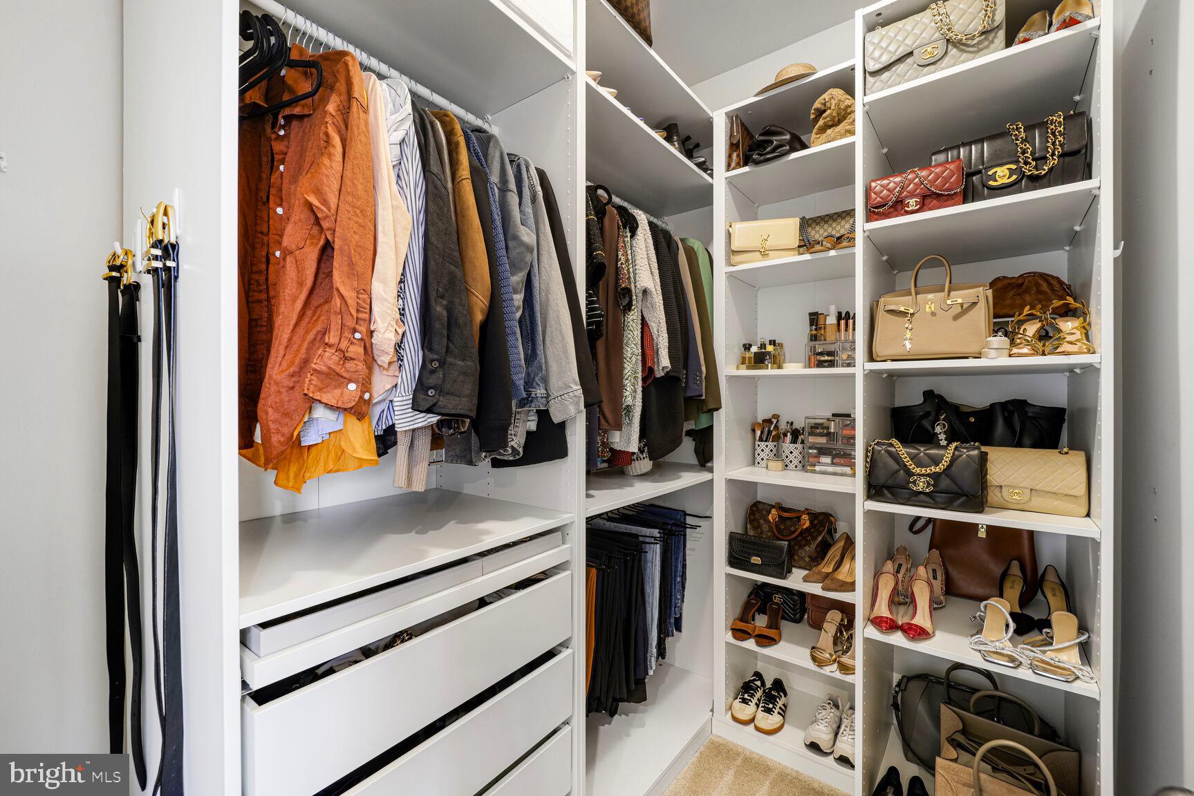 VISTA GARDENS - Residential