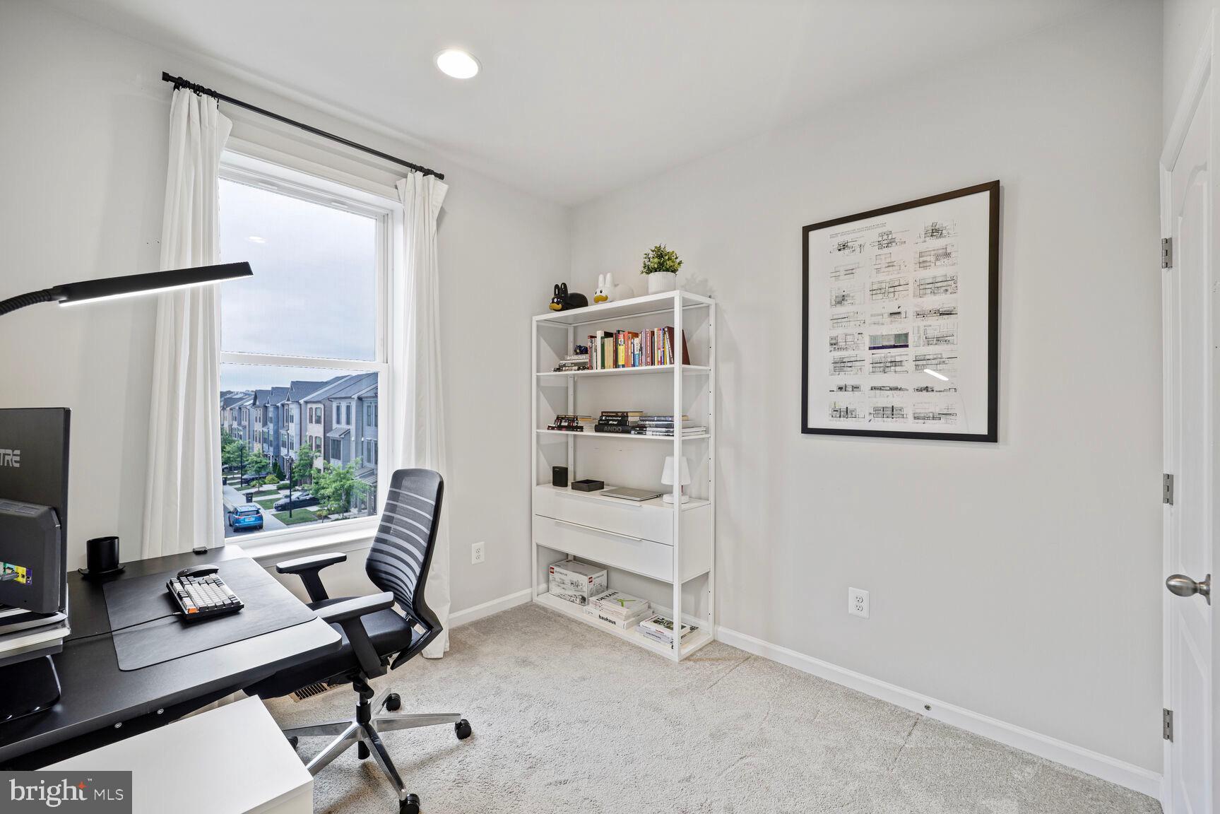 VISTA GARDENS - Residential