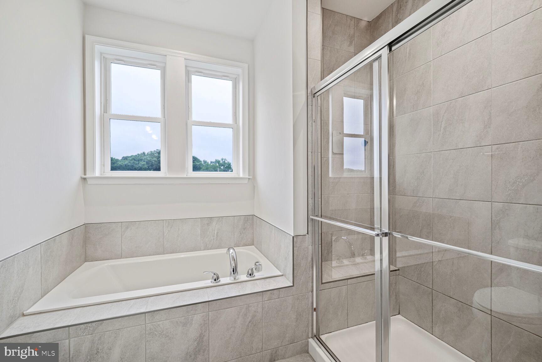 VISTA GARDENS - Residential