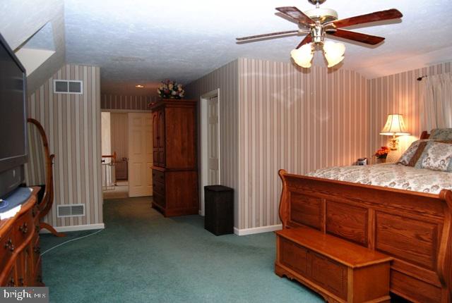 BEE TREE FARMS - Residential