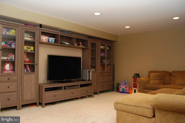 BEE TREE FARMS - Residential