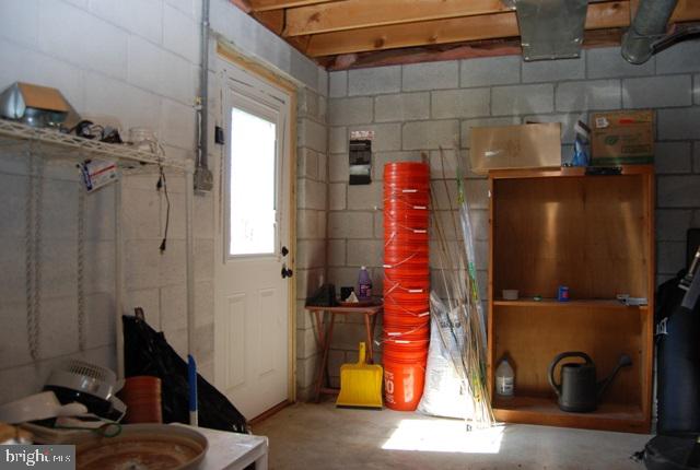 BEE TREE FARMS - Residential