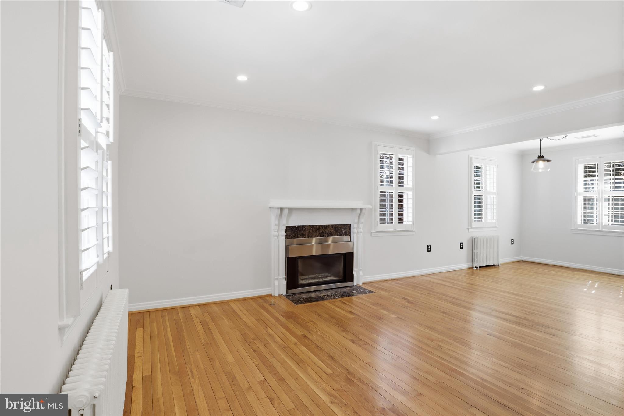 CLAREMONT - Residential