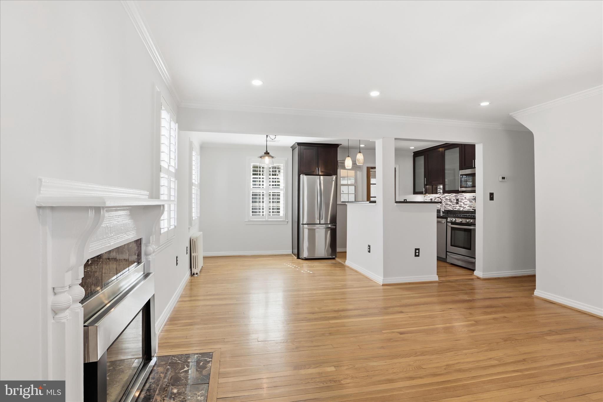 CLAREMONT - Residential