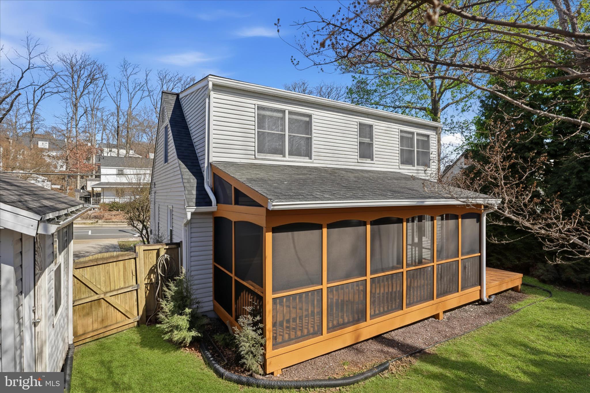 CLAREMONT - Residential