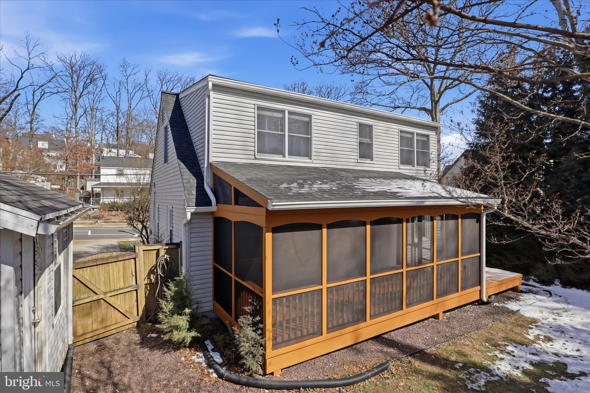 CLAREMONT - Residential