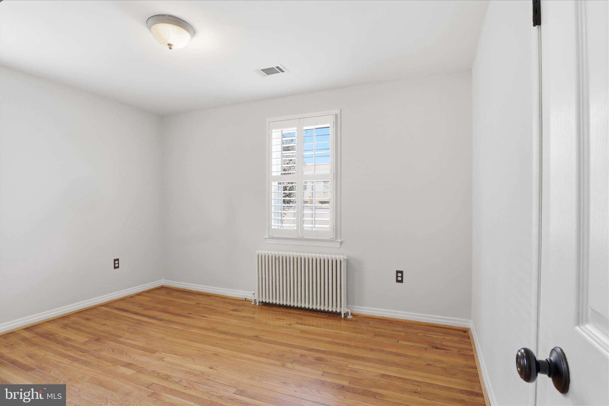 CLAREMONT - Residential