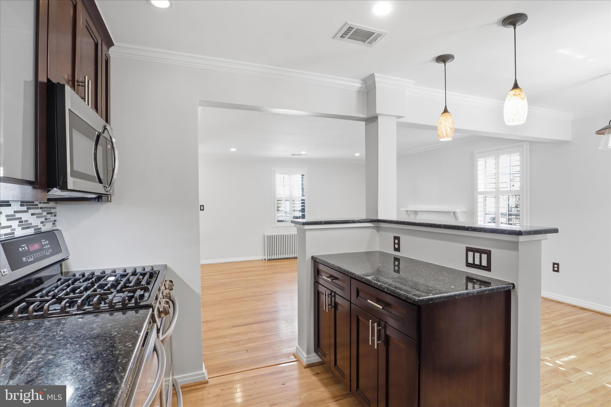 CLAREMONT - Residential