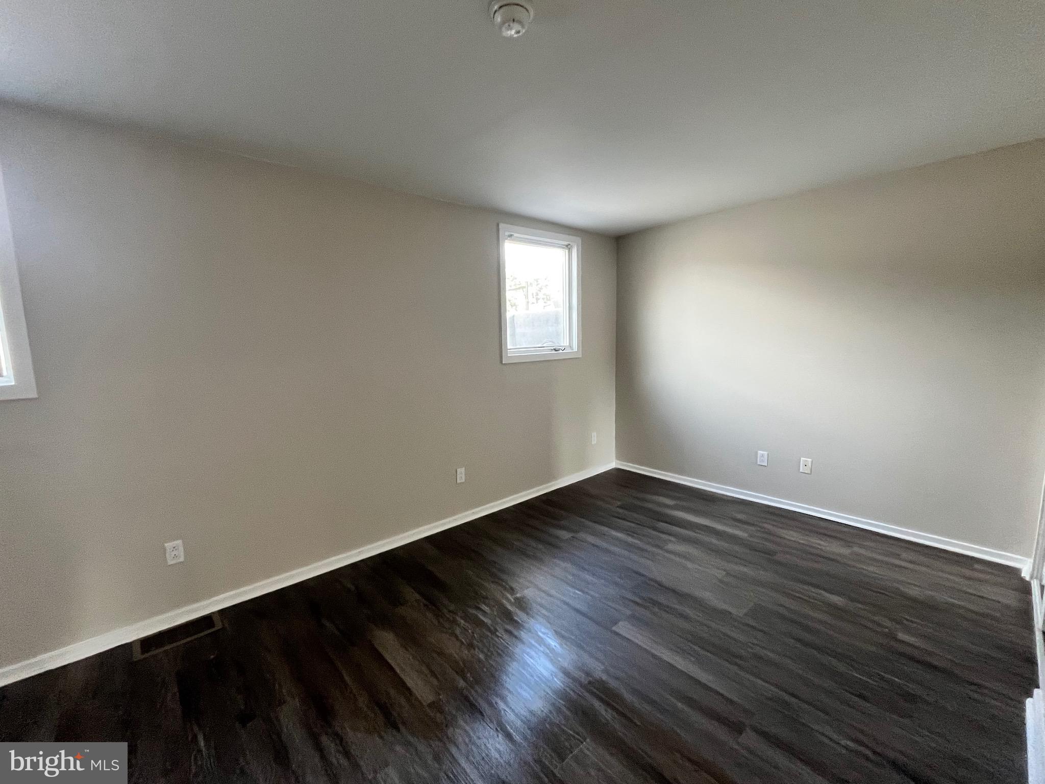 MANAYUNK - Residential Lease