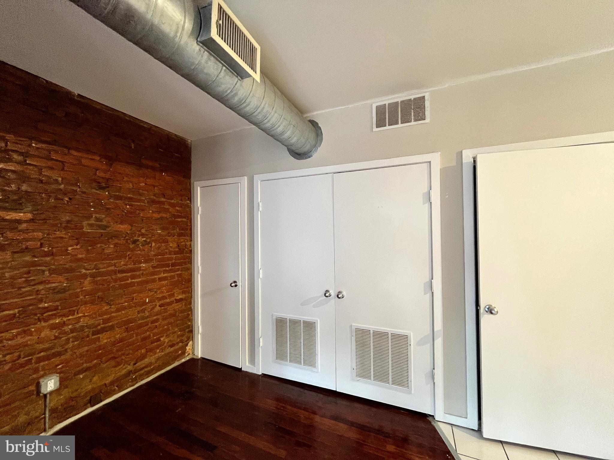 MANAYUNK - Residential Lease