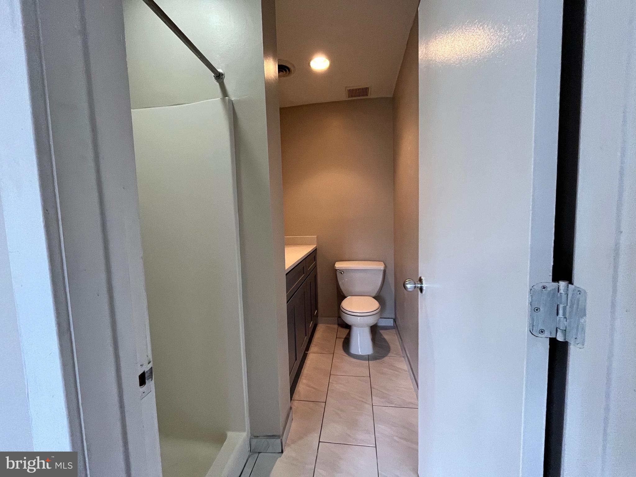 MANAYUNK - Residential Lease