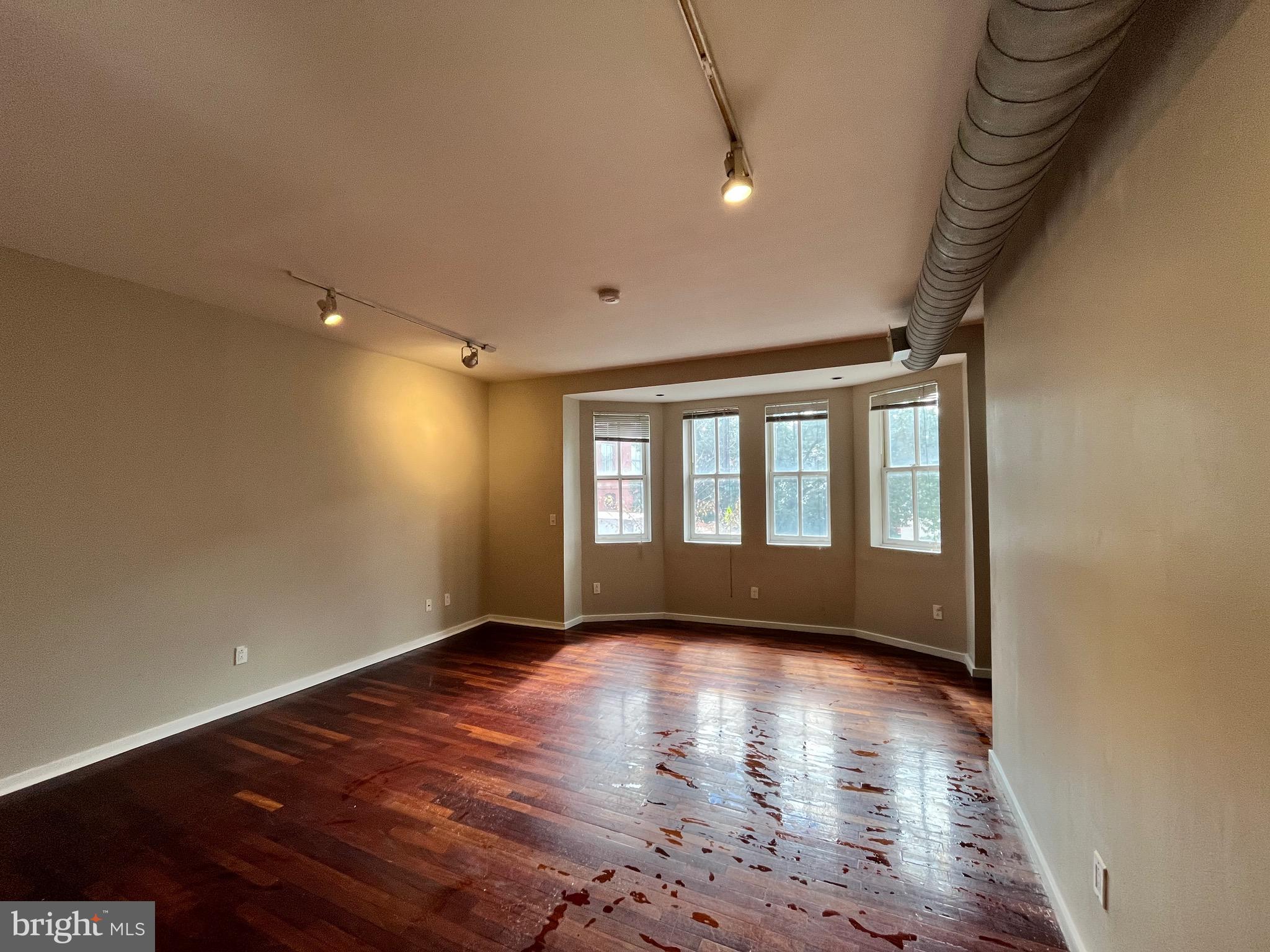 MANAYUNK - Residential Lease