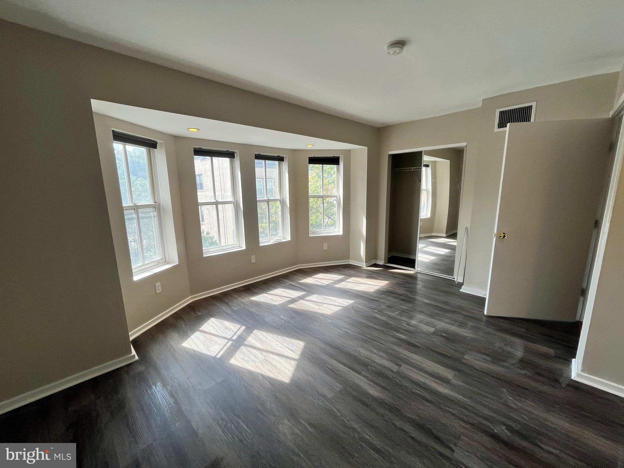 MANAYUNK - Residential Lease