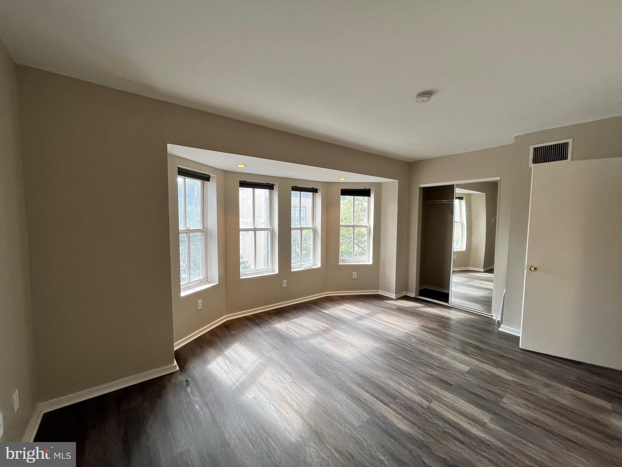 MANAYUNK - Residential Lease