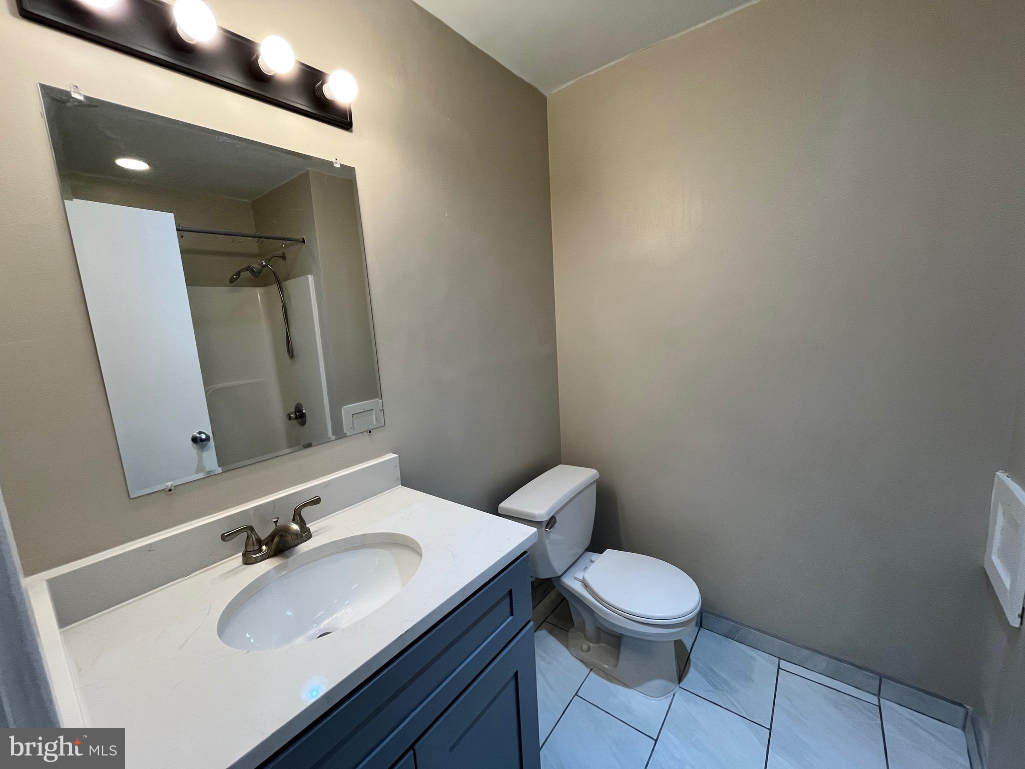 MANAYUNK - Residential Lease