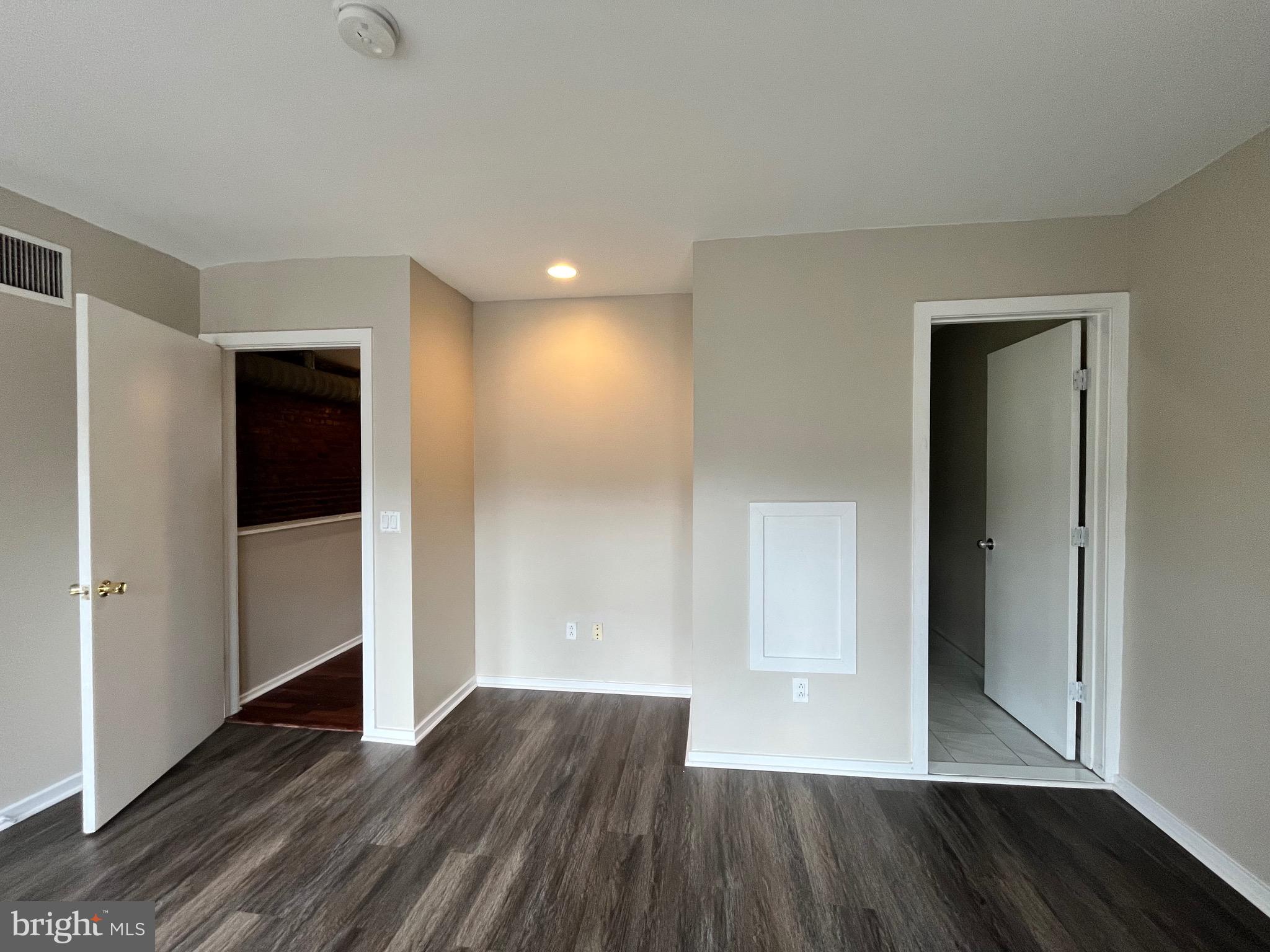 MANAYUNK - Residential Lease