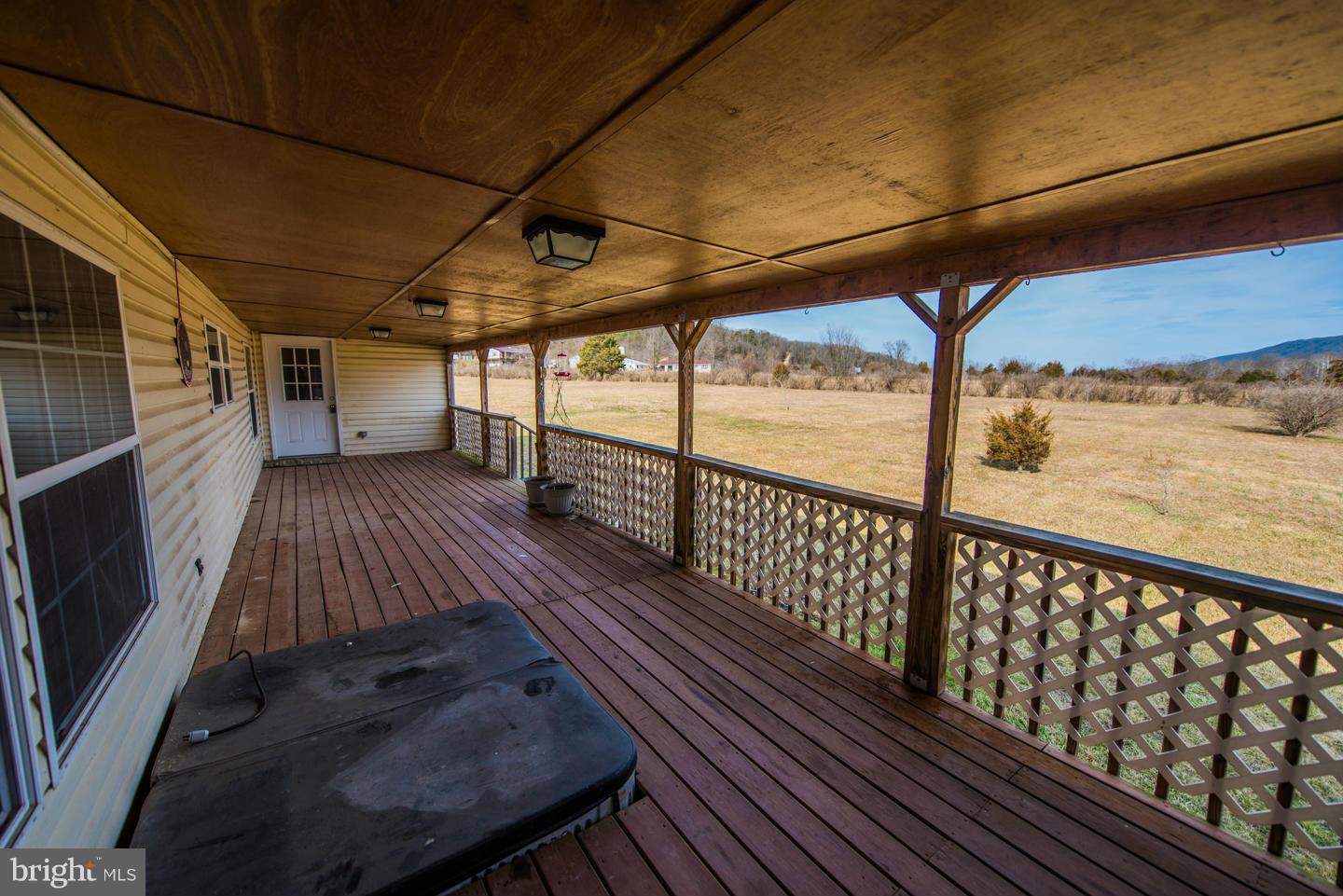 NORTH RIVER RUN - Residential