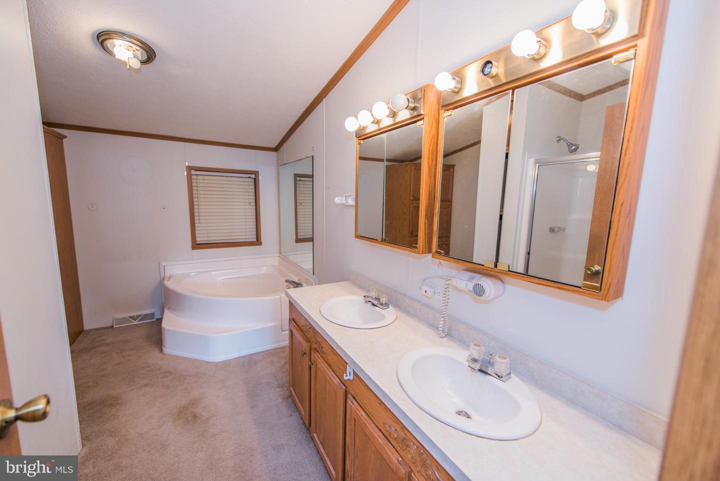 NORTH RIVER RUN - Residential