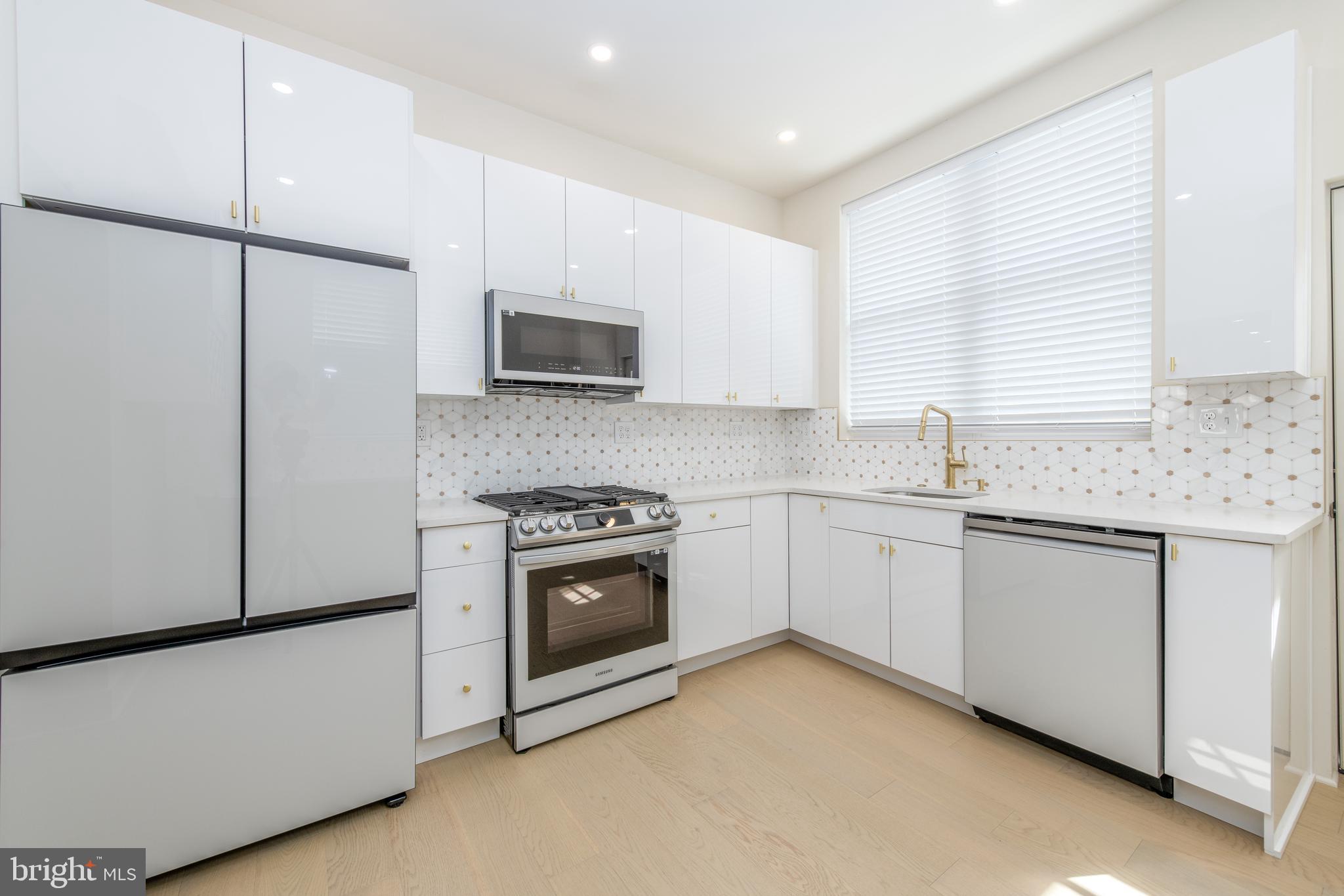 NEWBOLD - Residential