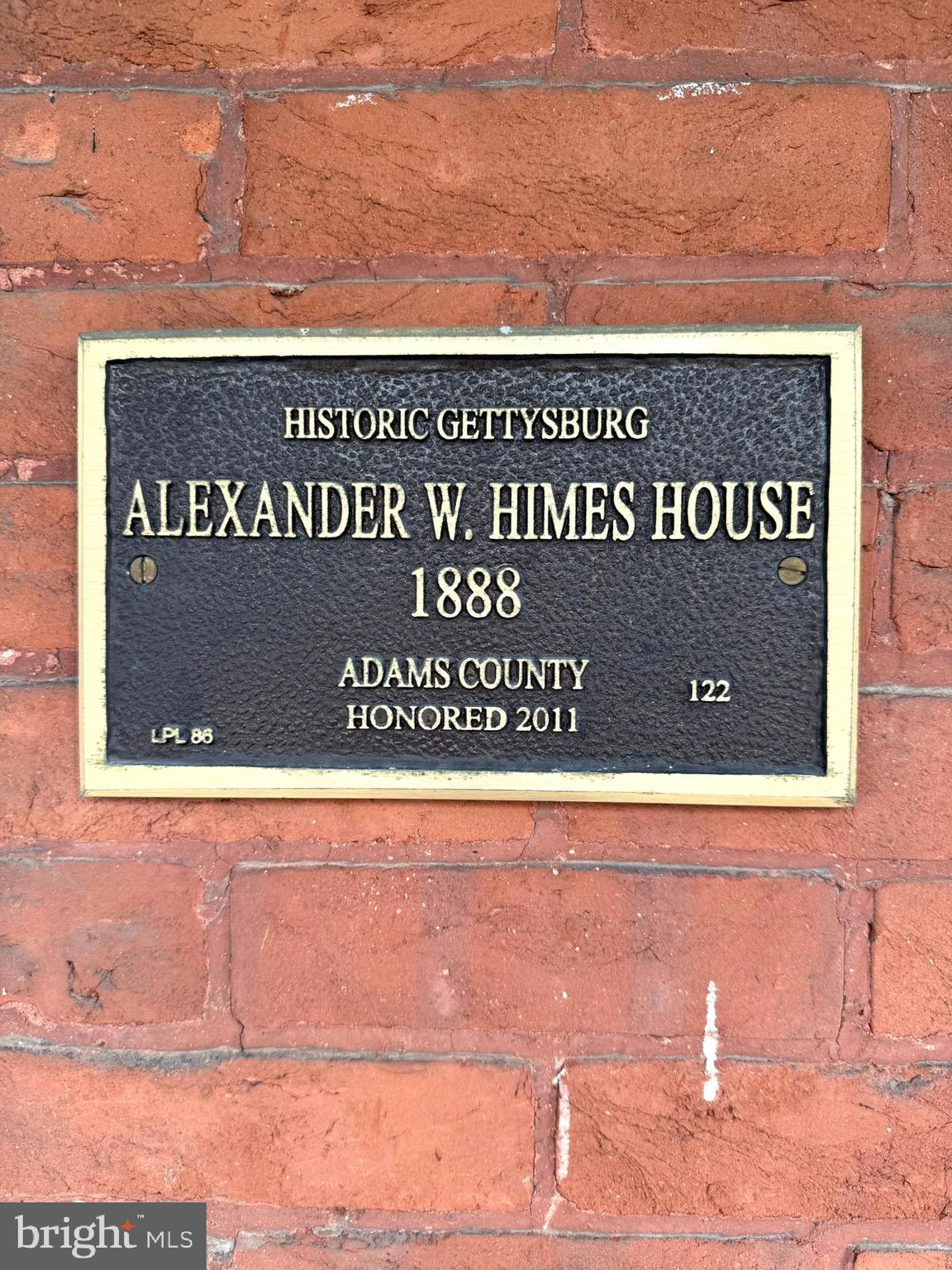 104 LINCOLN WAY WEST