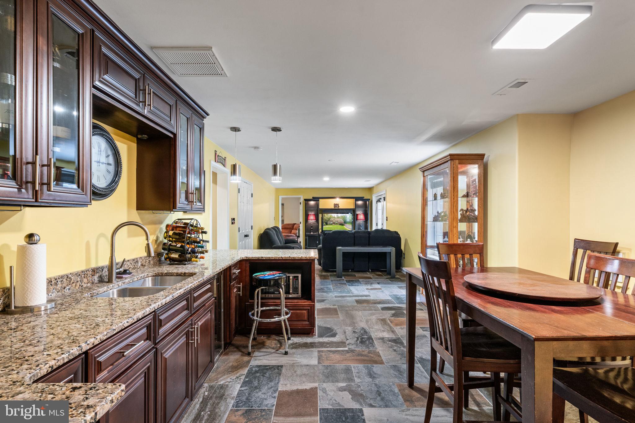 MANOR WOOD ESTATES - Residential