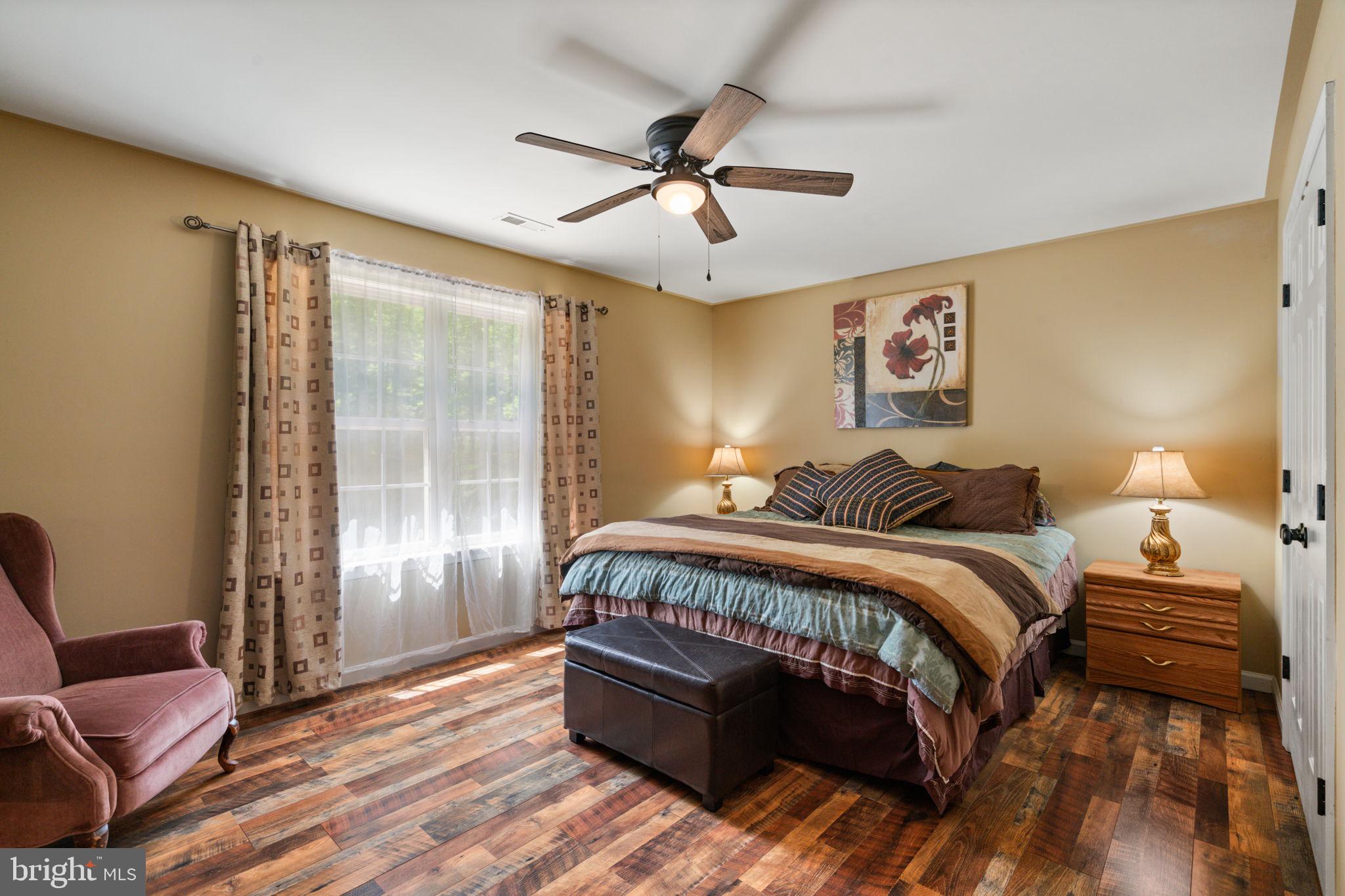 MANOR WOOD ESTATES - Residential