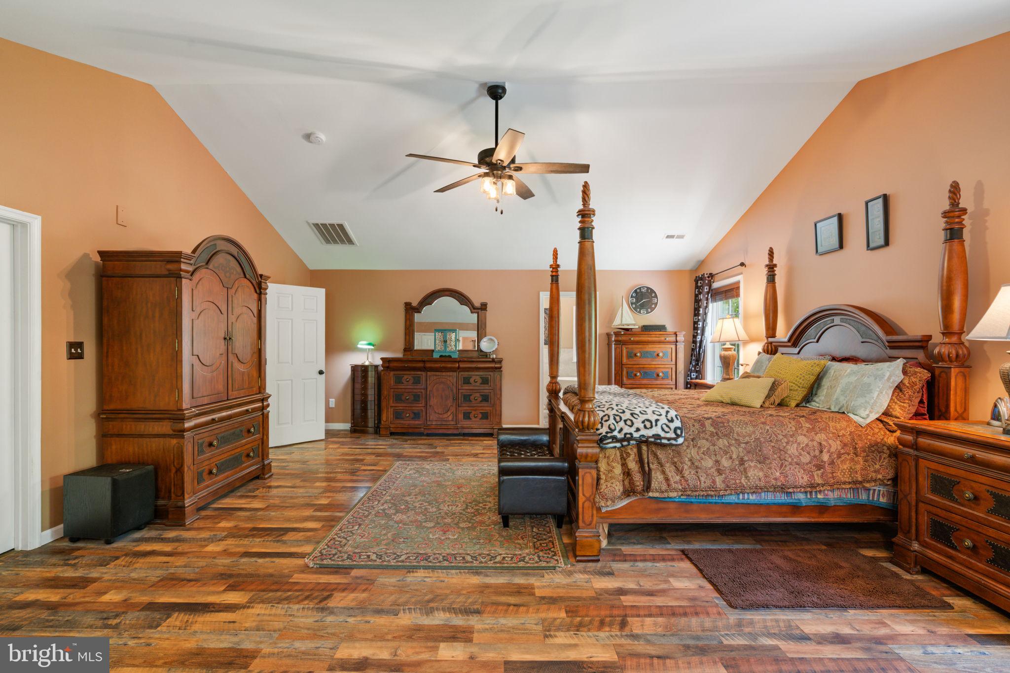 MANOR WOOD ESTATES - Residential