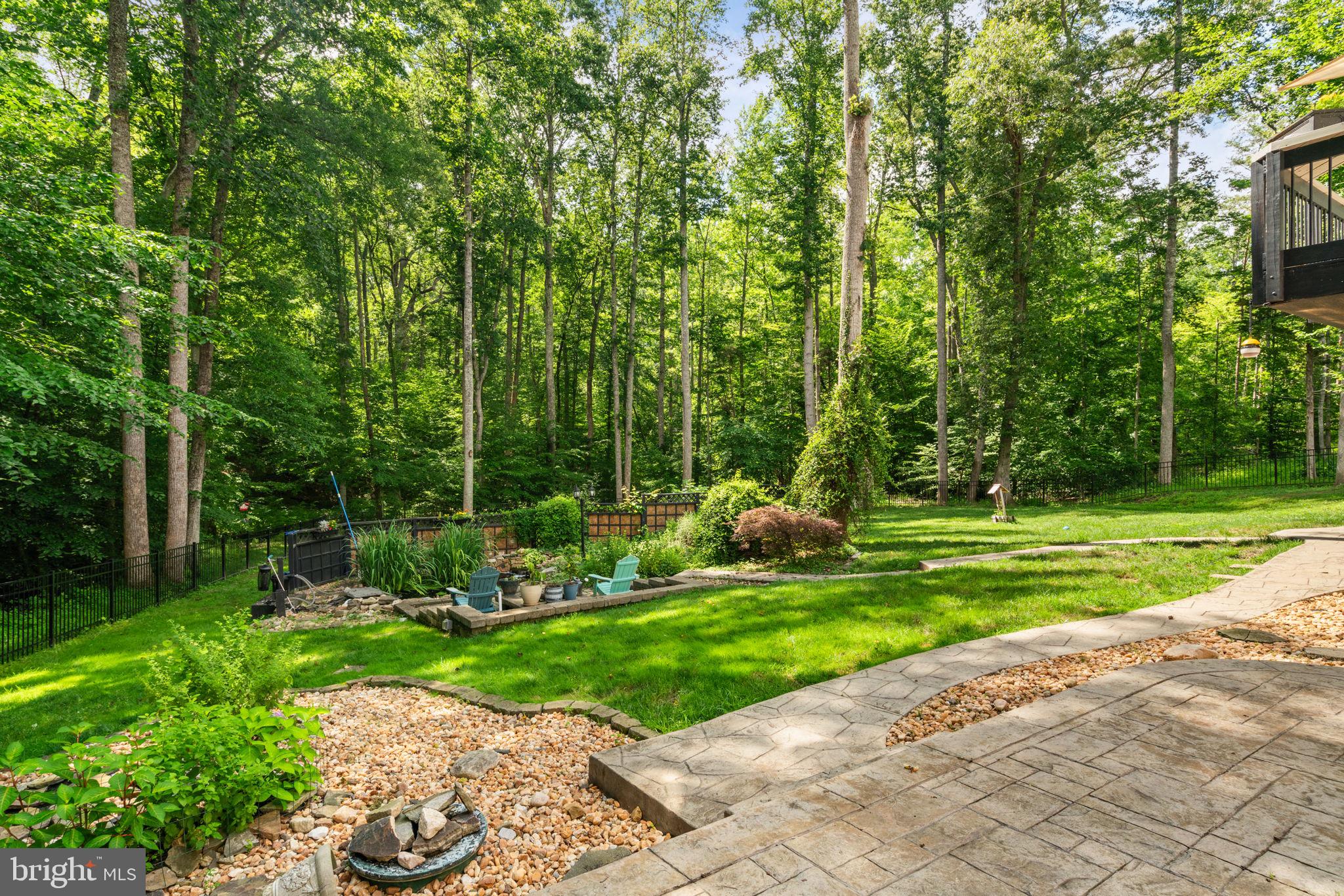 MANOR WOOD ESTATES - Residential