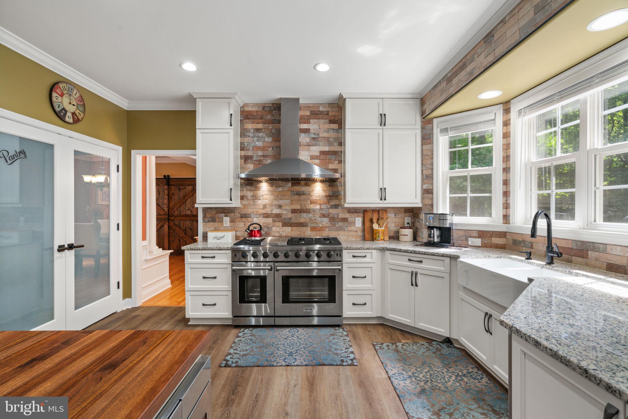 MANOR WOOD ESTATES - Residential