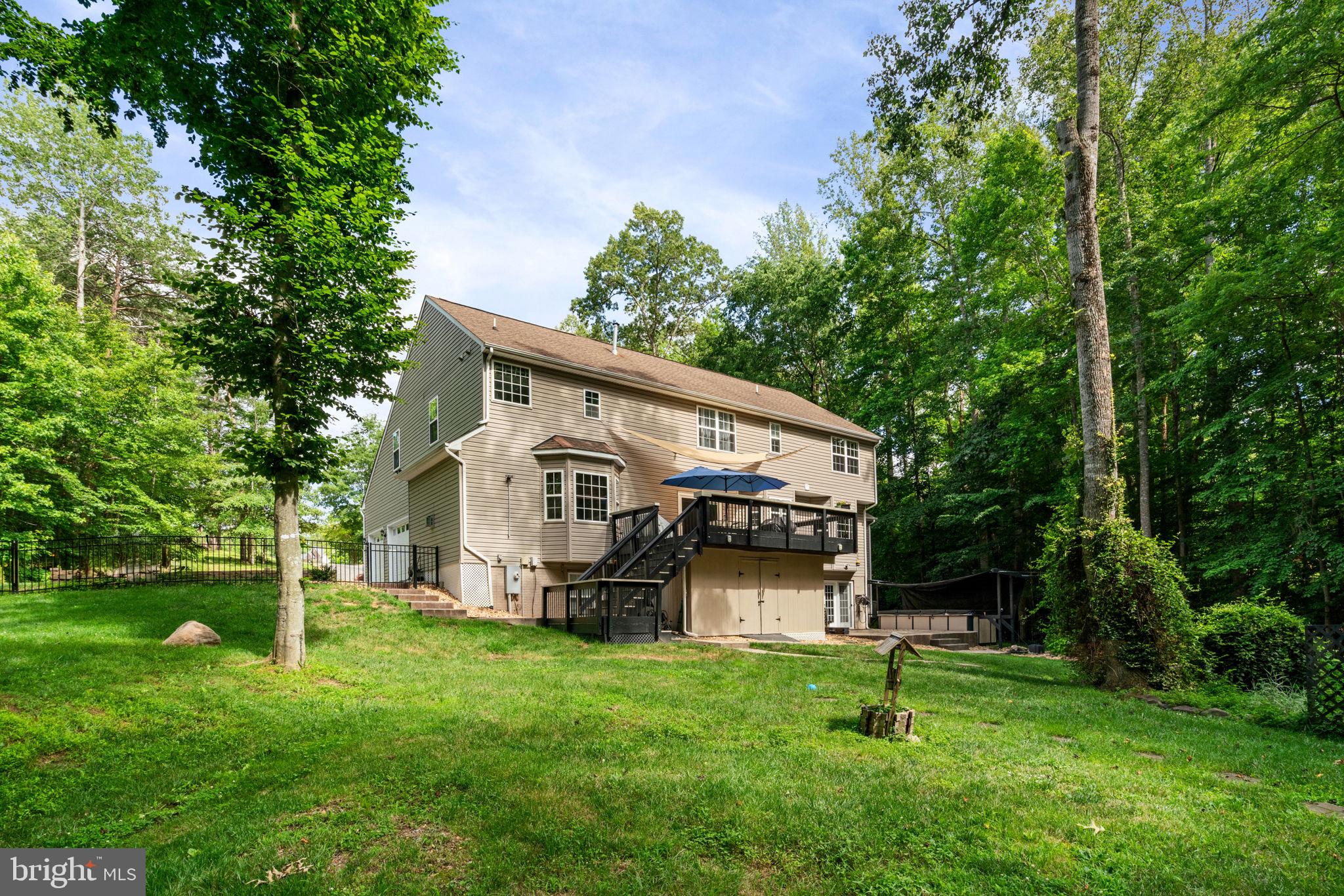 MANOR WOOD ESTATES - Residential